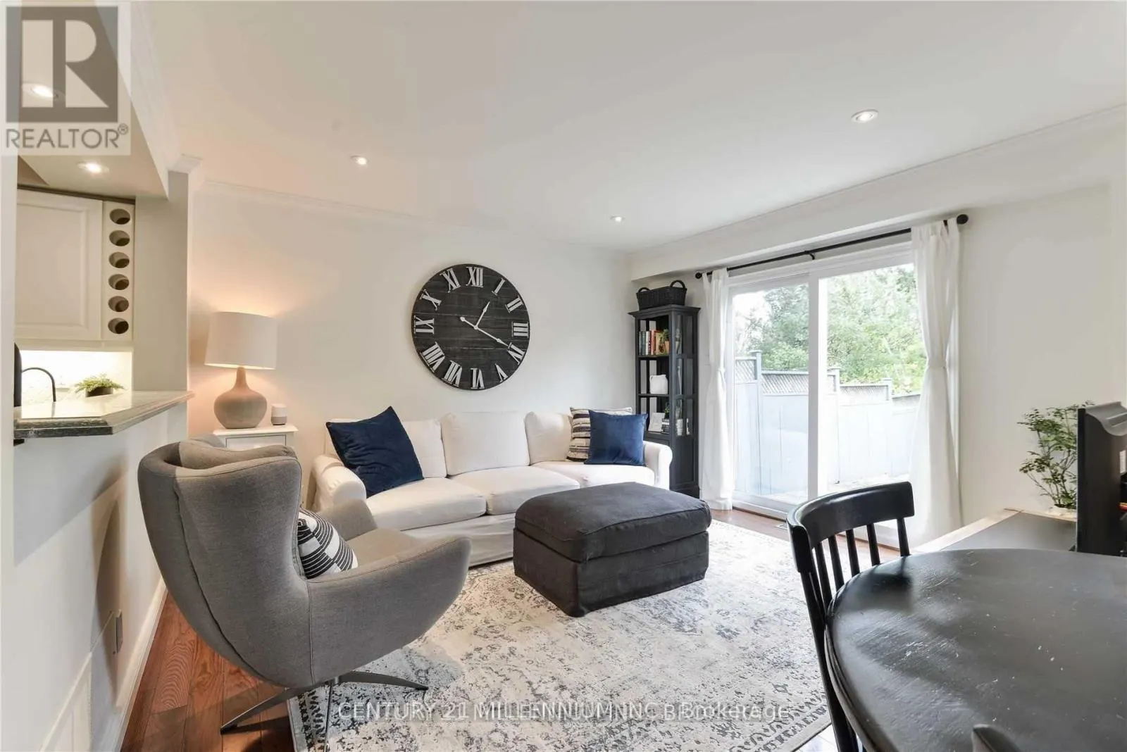 32 GARDENIA WAY