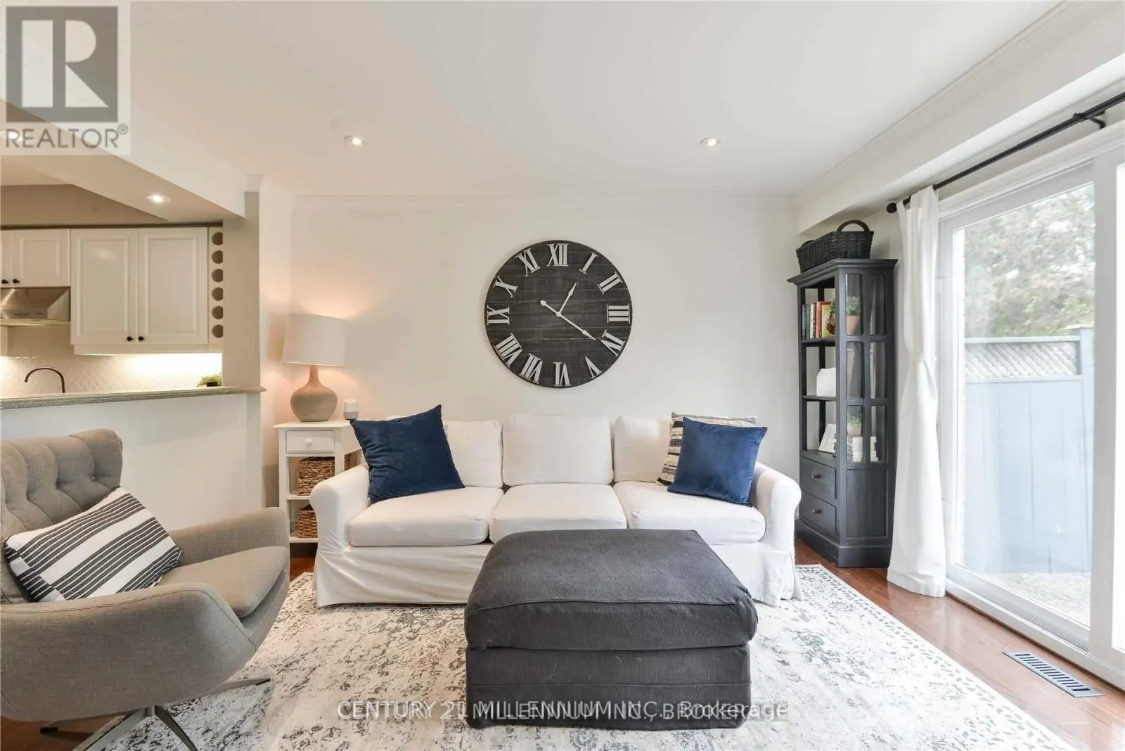 32 GARDENIA WAY