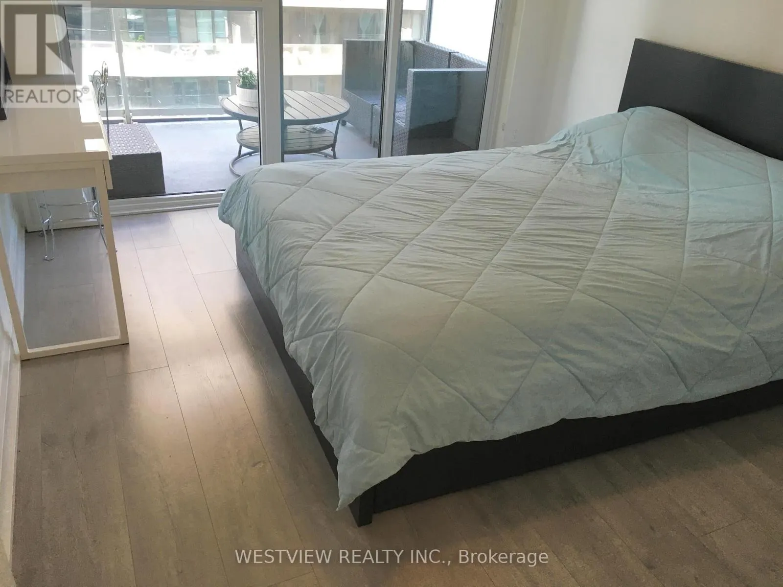 1409 - 110 MARINE PARADE DRIVE