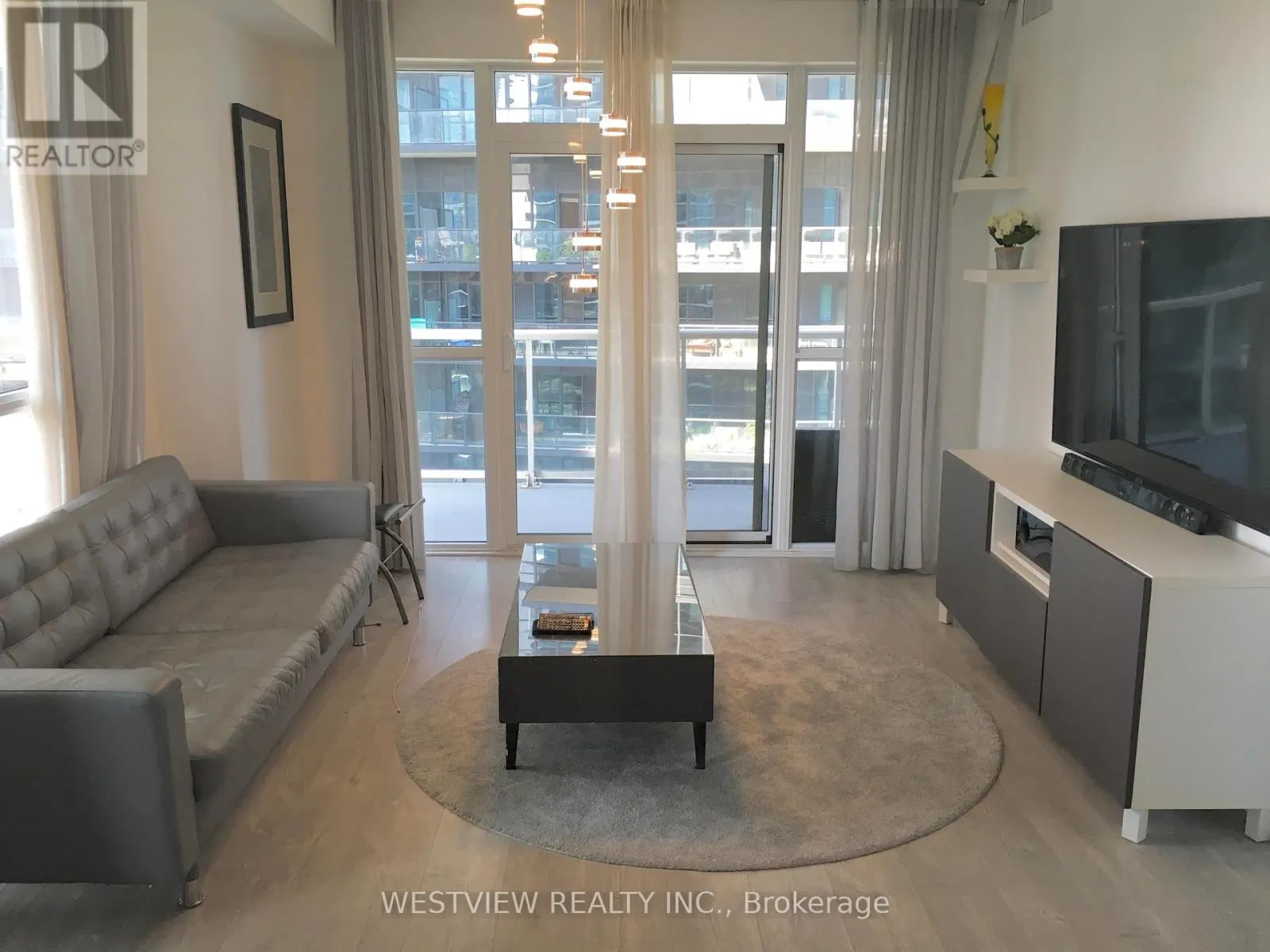 1409 - 110 MARINE PARADE DRIVE
