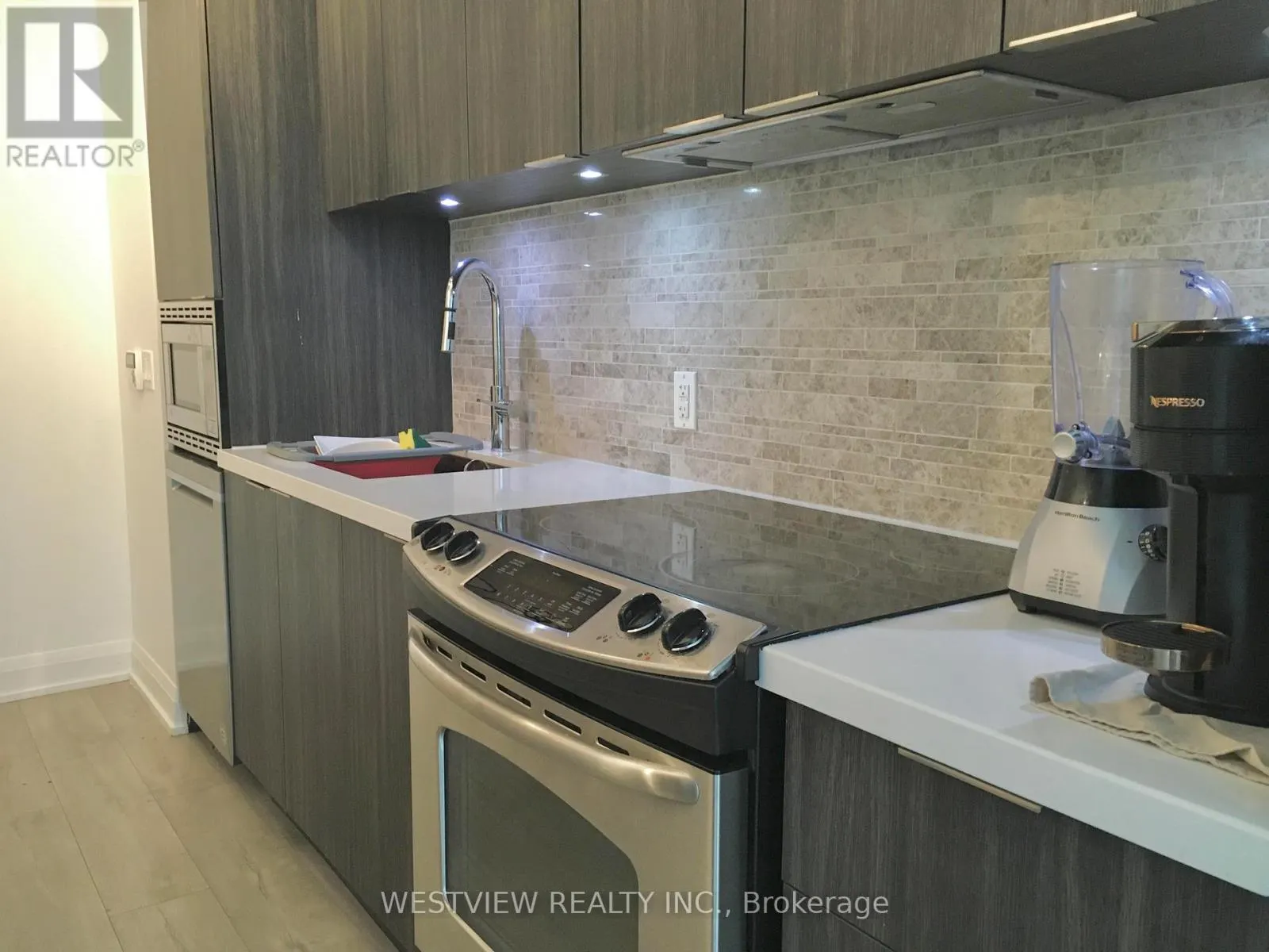 1409 - 110 MARINE PARADE DRIVE