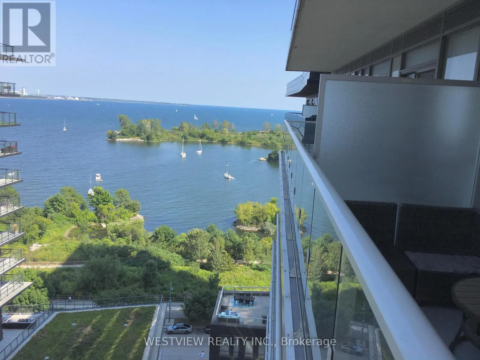 1409 - 110 MARINE PARADE DRIVE
