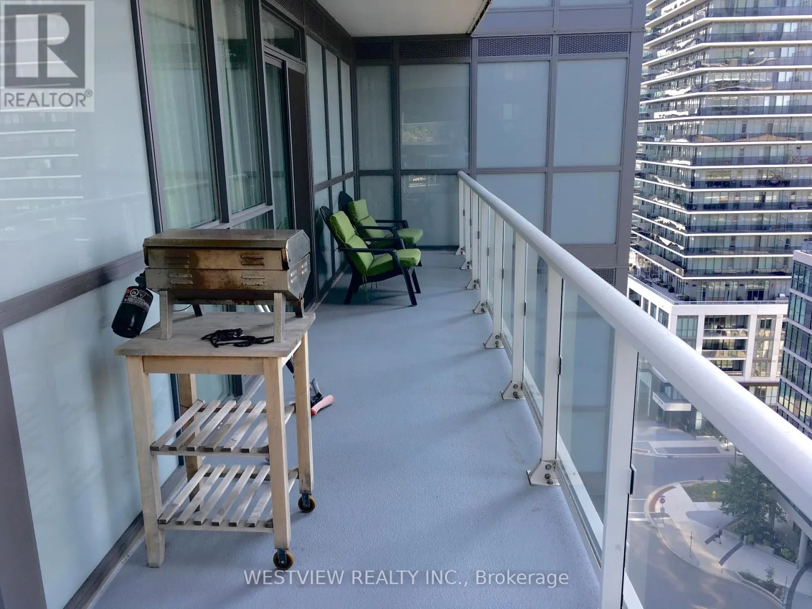 1409 - 110 MARINE PARADE DRIVE