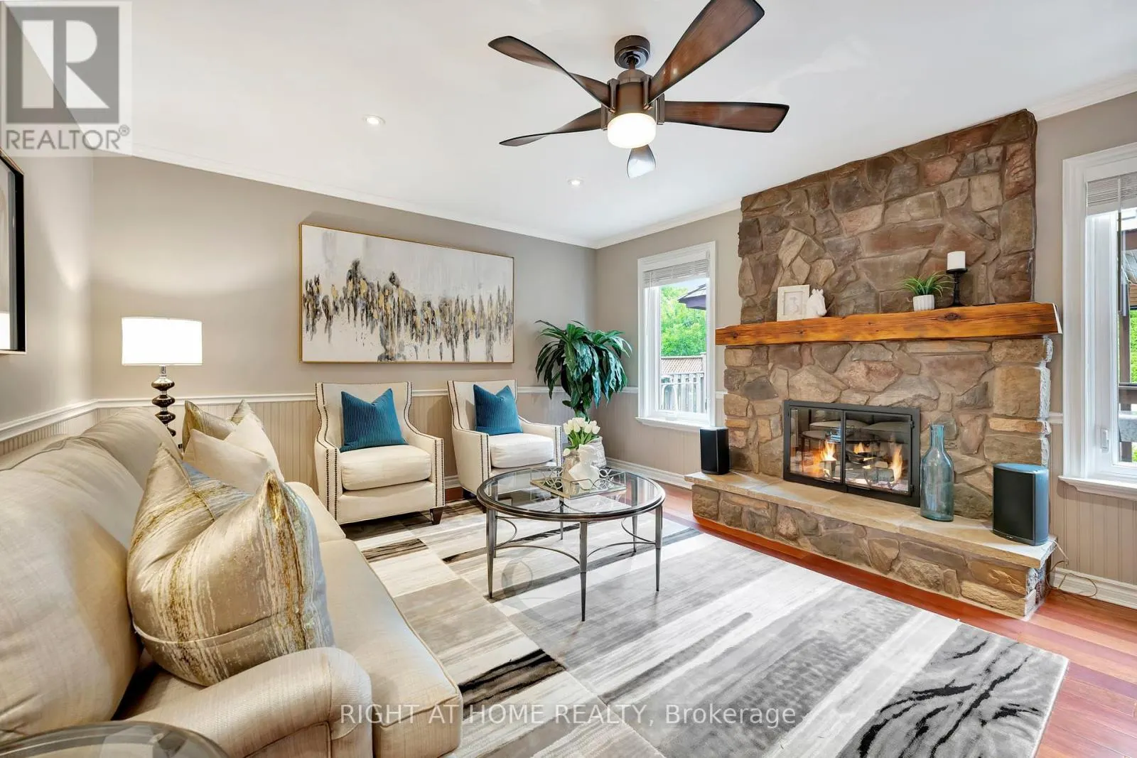 1511 RAVENSMOOR CRESCENT