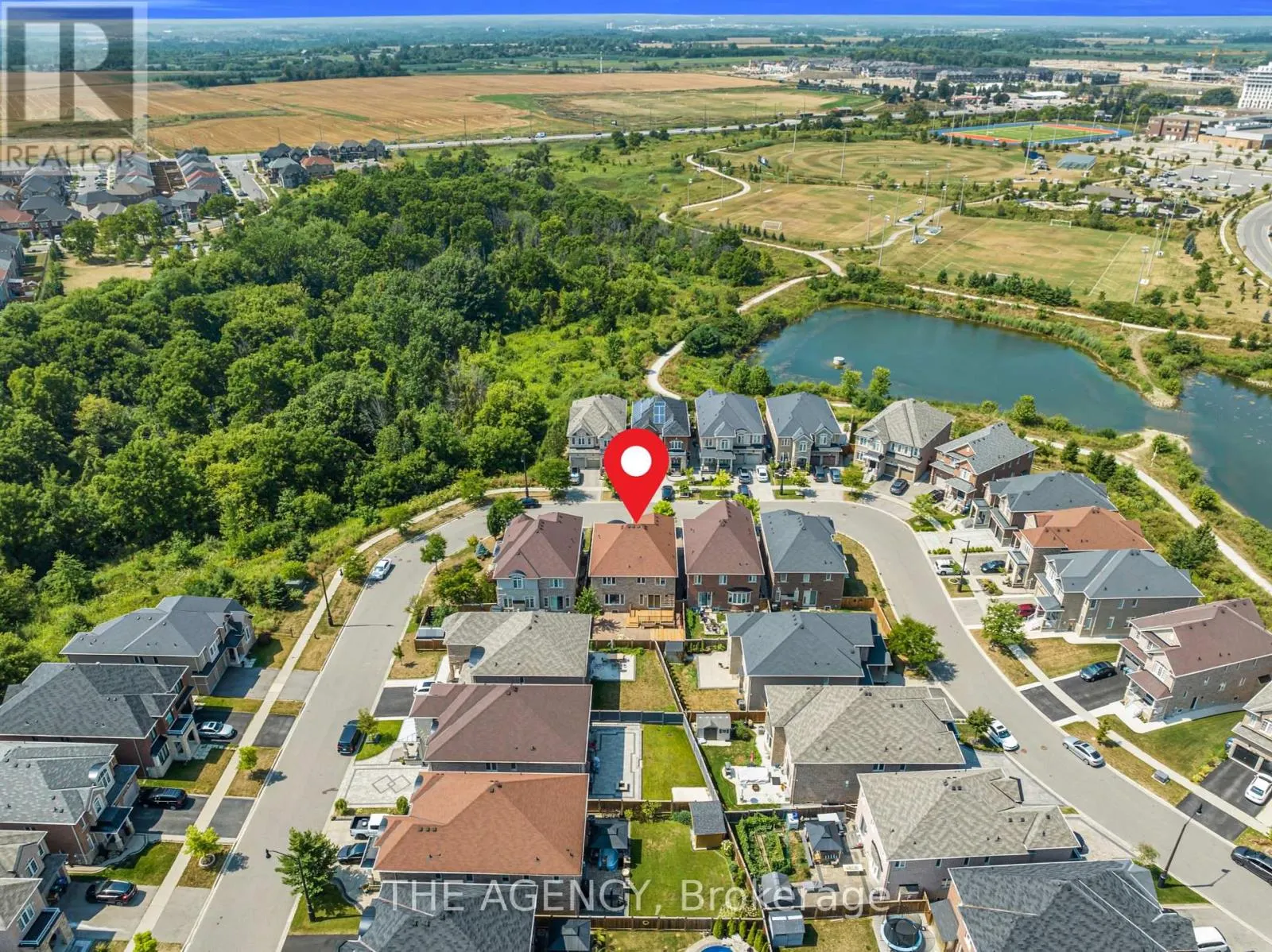 13 WATERWIDE CRESCENT