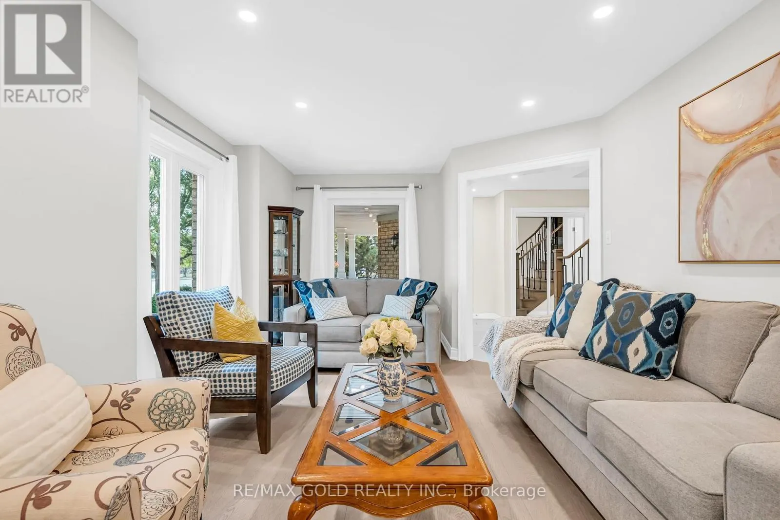 2901 GARDENVIEW CRESCENT
