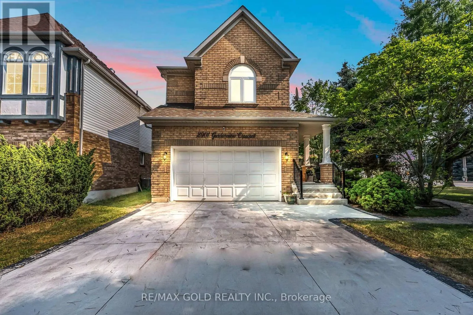 2901 GARDENVIEW CRESCENT
