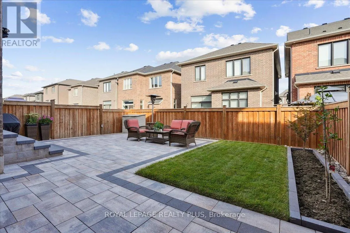 1416 LAKEPORT CRESCENT