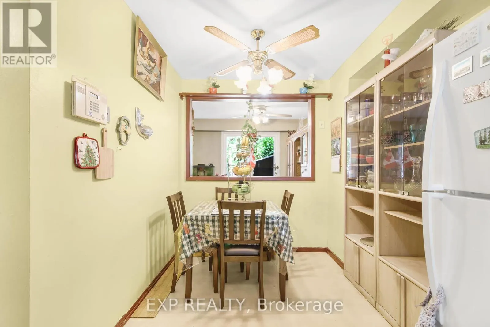 89 KINGSWOOD DRIVE