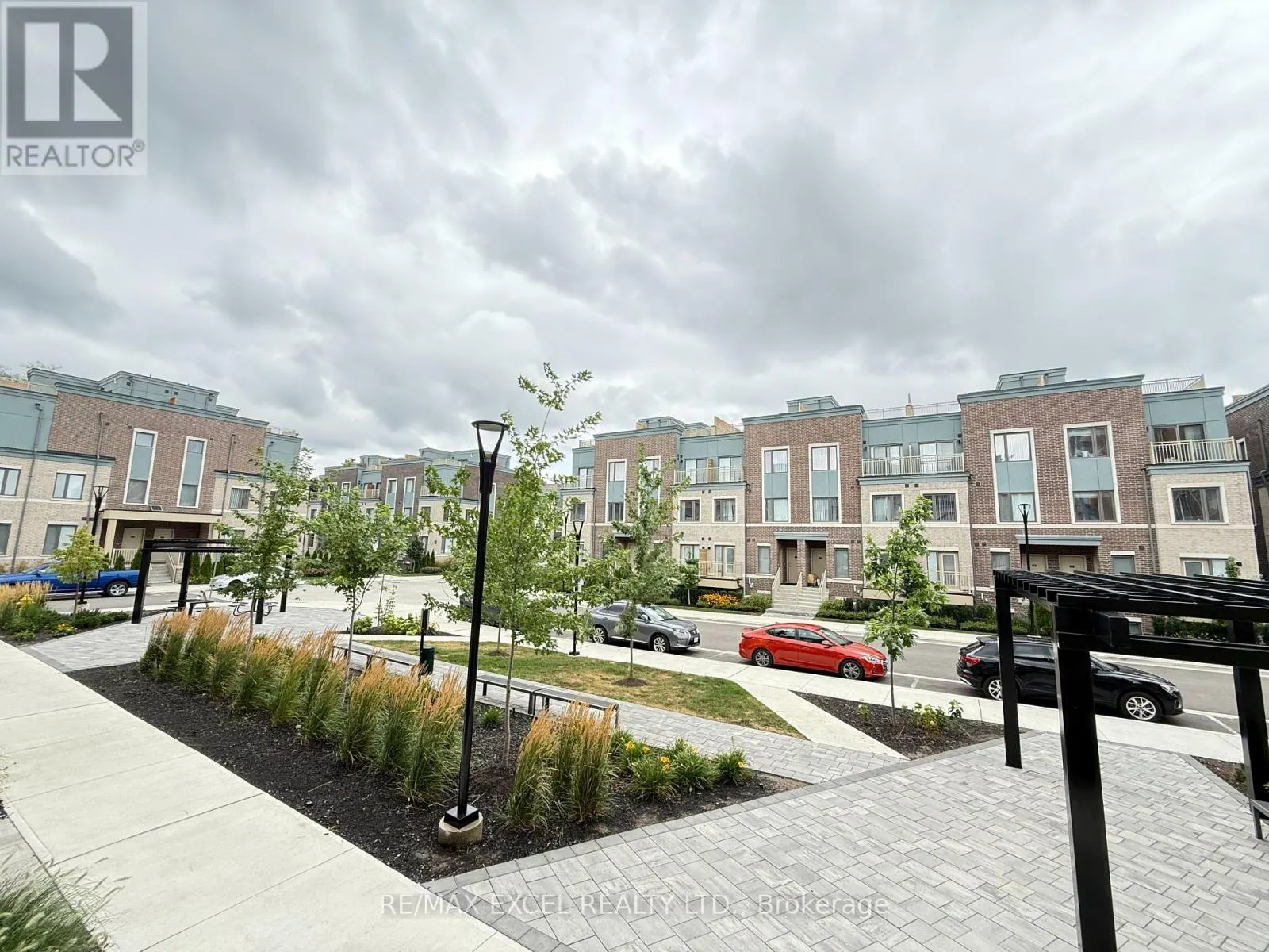24 - 15 WILLIAM JACKSON WAY