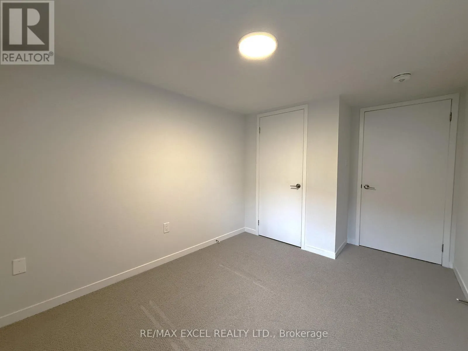 24 - 15 WILLIAM JACKSON WAY