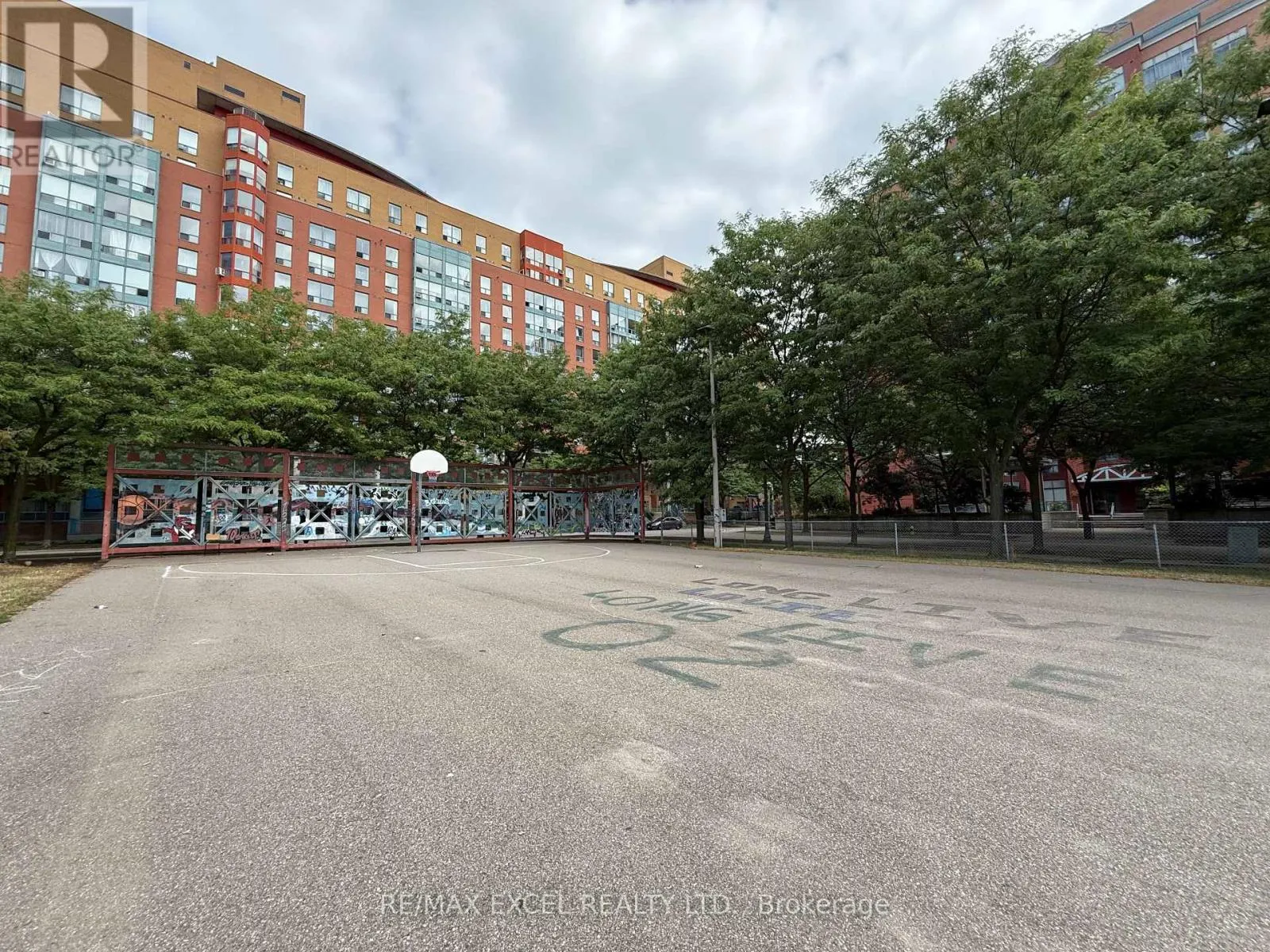 24 - 15 WILLIAM JACKSON WAY