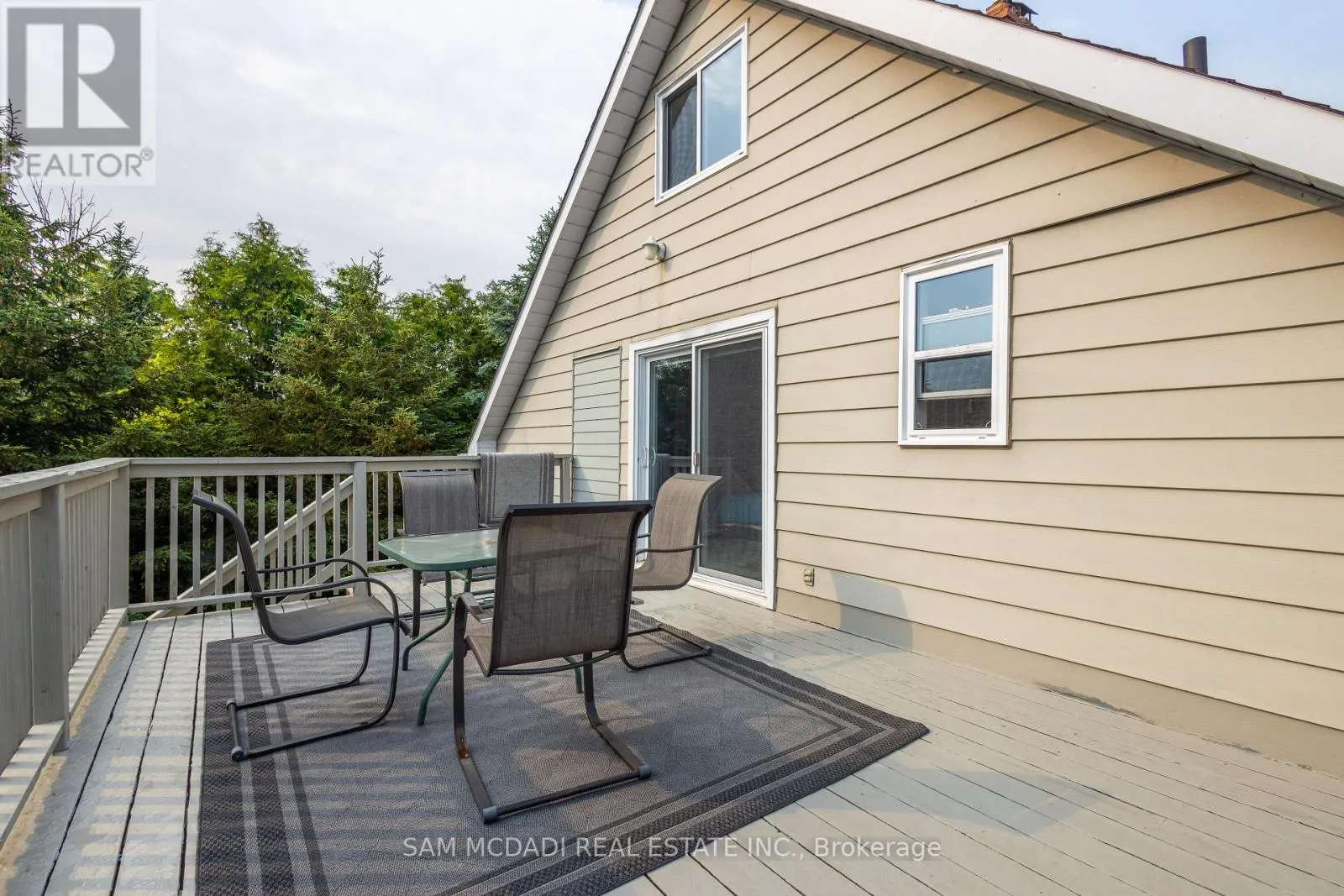 APT B - 14011 TRAFALGAR ROAD