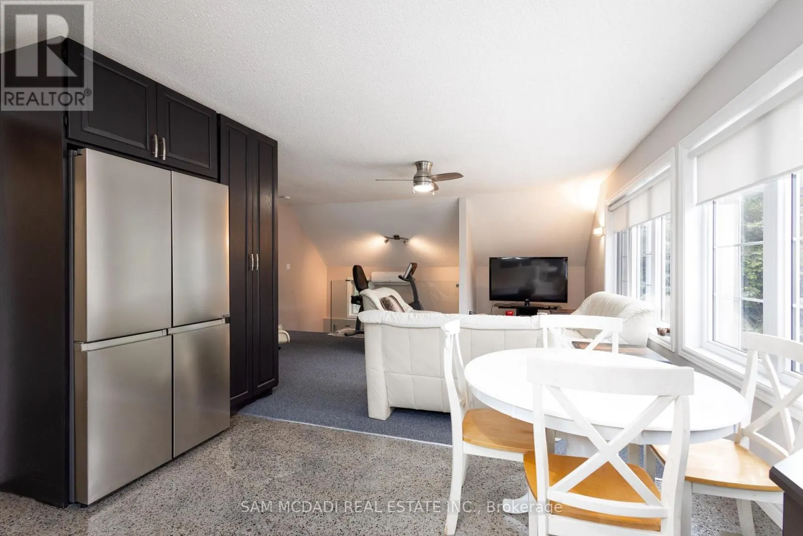 APT B - 14011 TRAFALGAR ROAD
