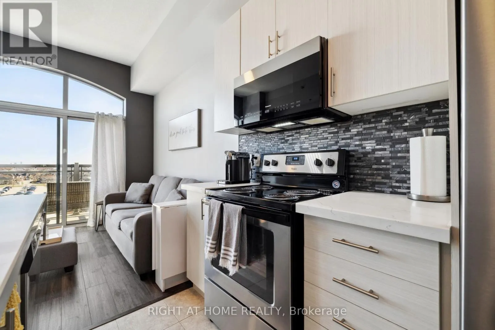 815 - 2486 OLD BRONTE ROAD