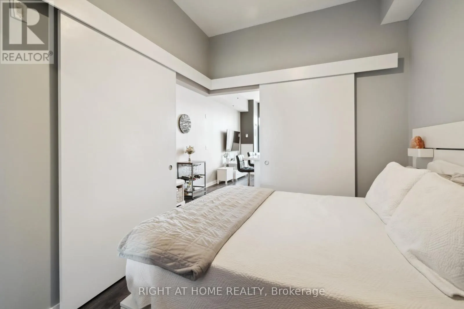 815 - 2486 OLD BRONTE ROAD