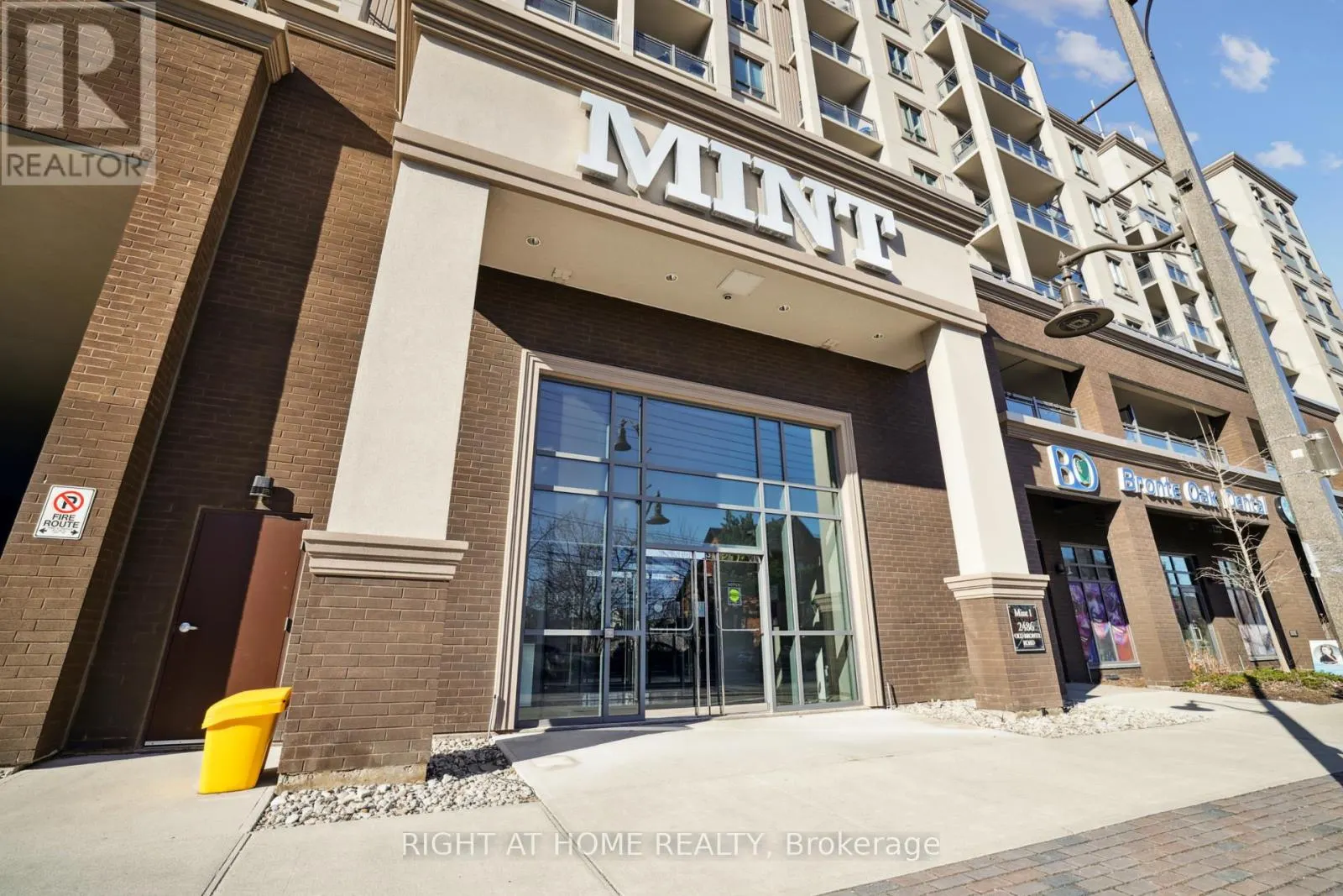 815 - 2486 OLD BRONTE ROAD