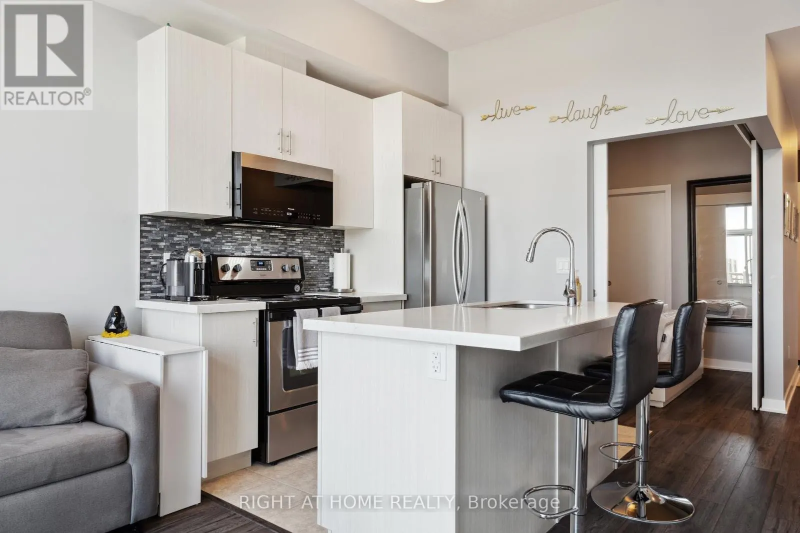 815 - 2486 OLD BRONTE ROAD