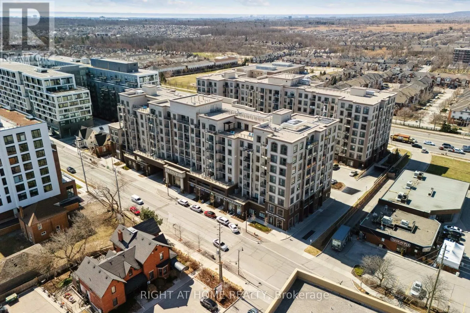 815 - 2486 OLD BRONTE ROAD