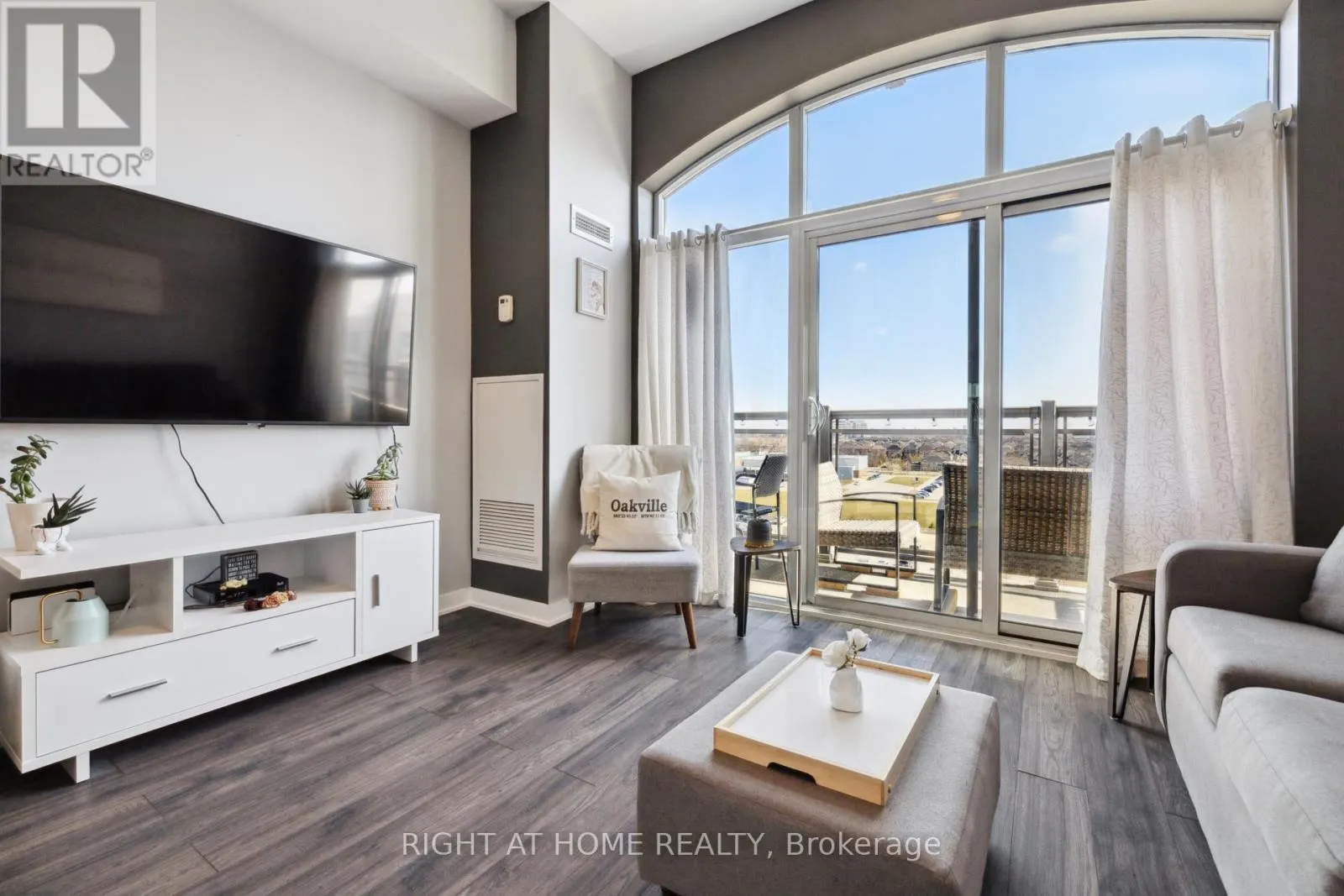 815 - 2486 OLD BRONTE ROAD
