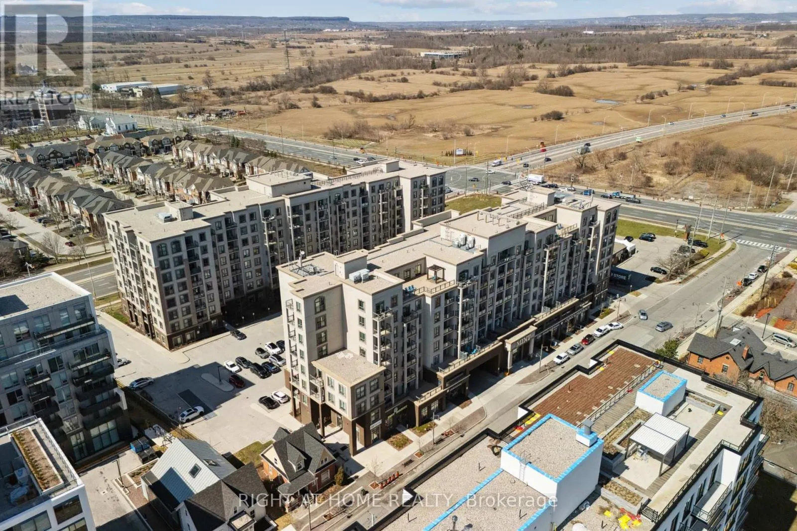 815 - 2486 OLD BRONTE ROAD