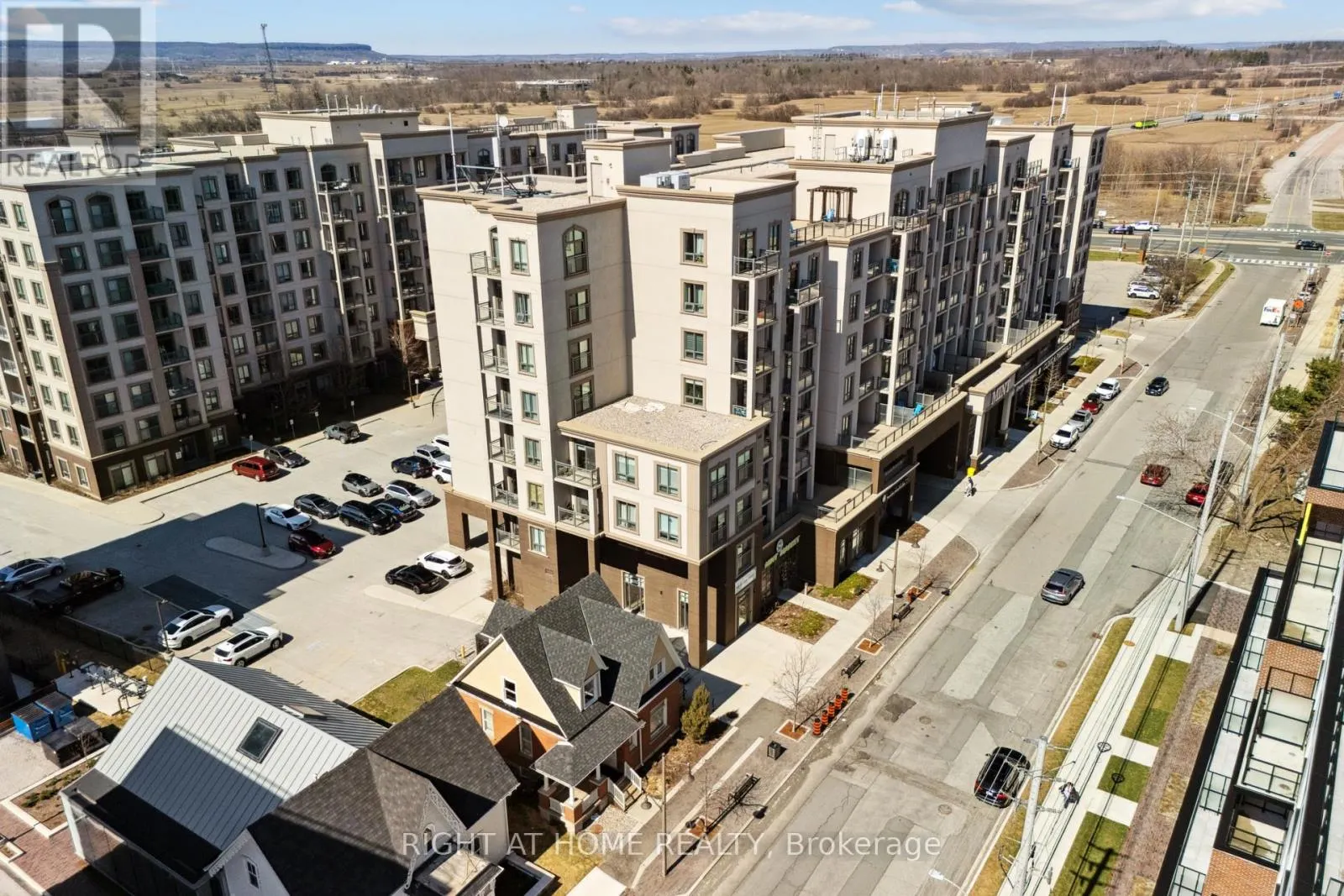 815 - 2486 OLD BRONTE ROAD