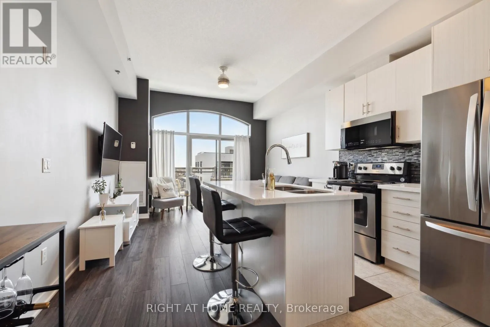 815 - 2486 OLD BRONTE ROAD