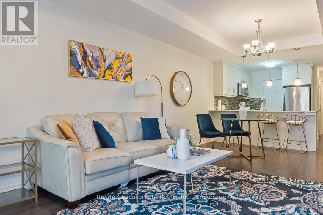 101 - 70 STEWART STREET, #101