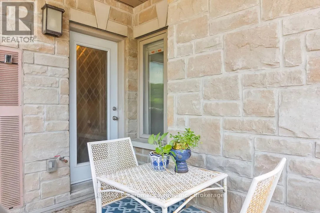 101 - 70 STEWART STREET, #101
