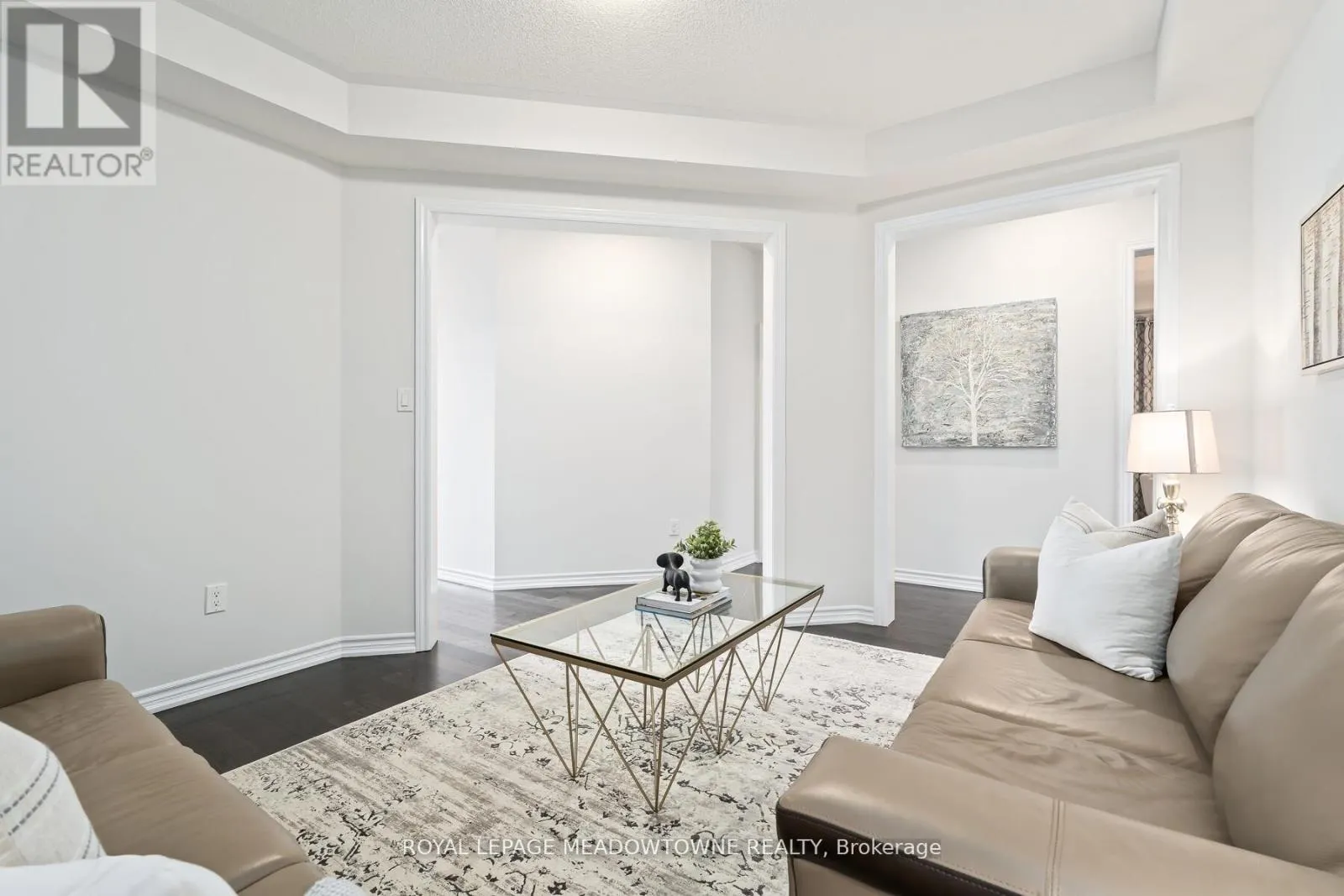 121 UPPER CANADA COURT