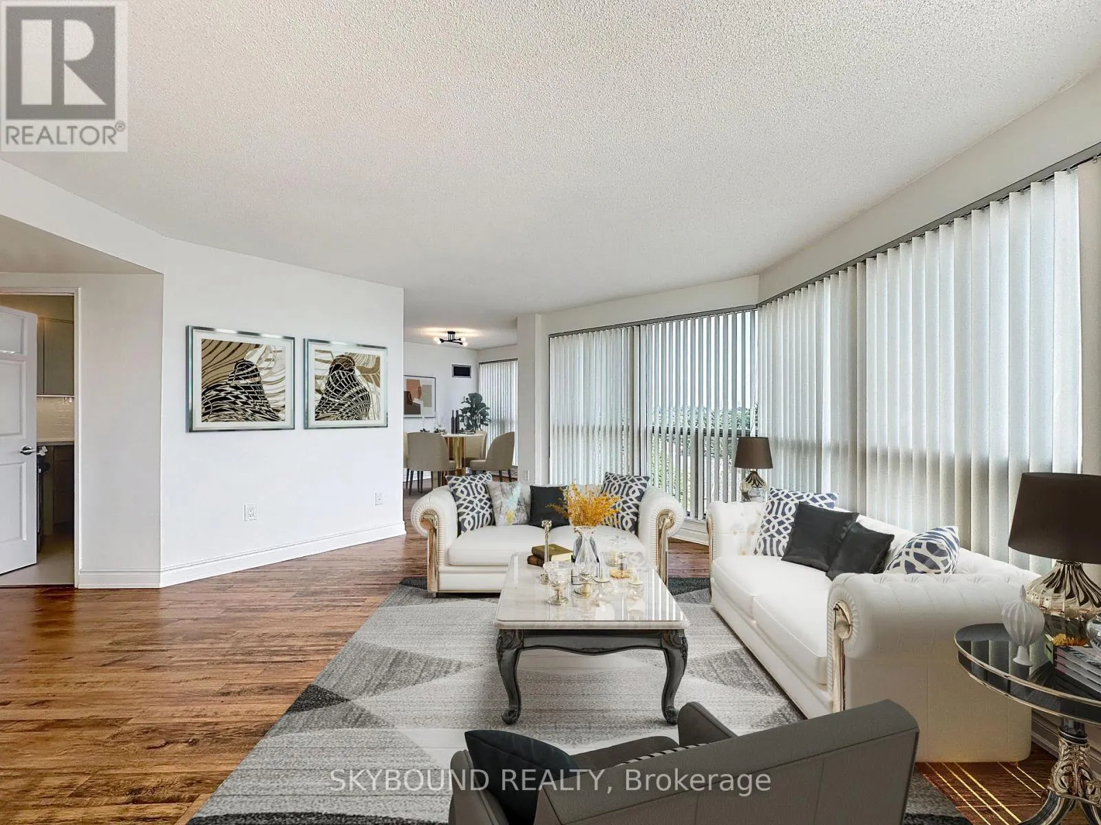 909 - 2177 BURNHAMTHORPE ROAD W