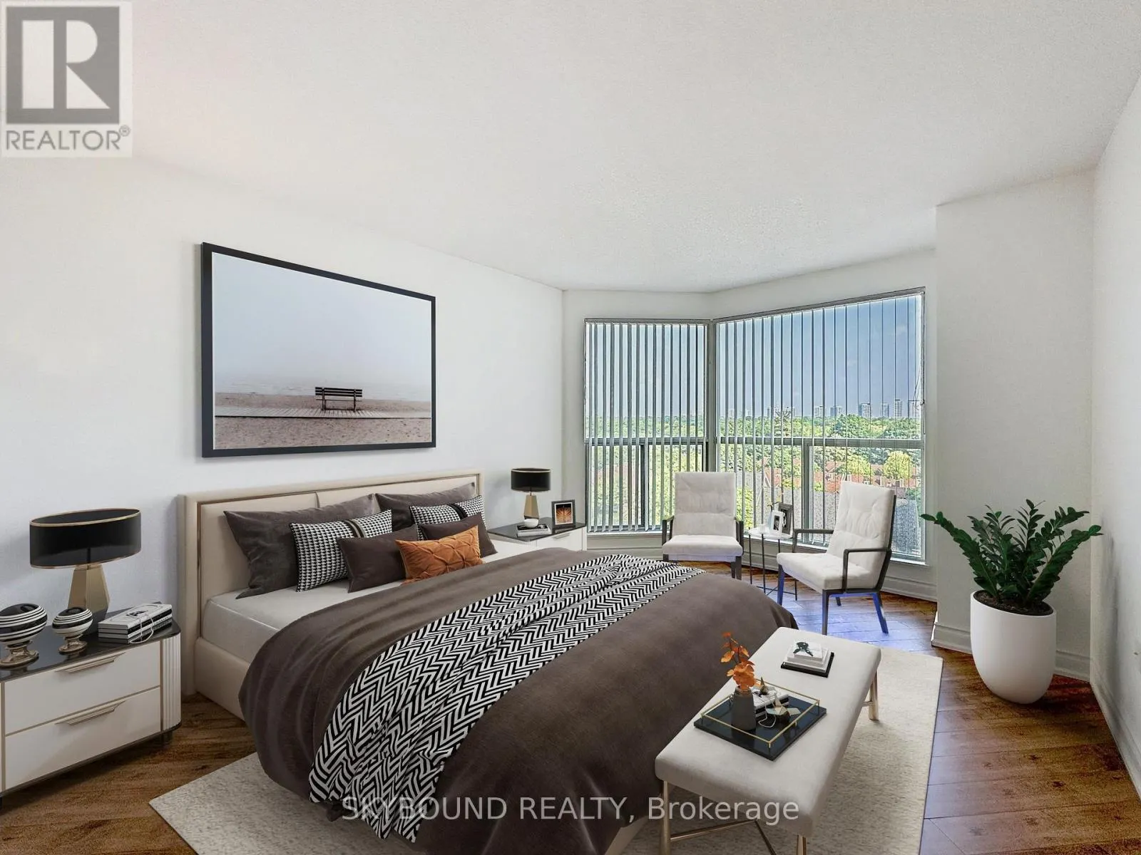 909 - 2177 BURNHAMTHORPE ROAD W