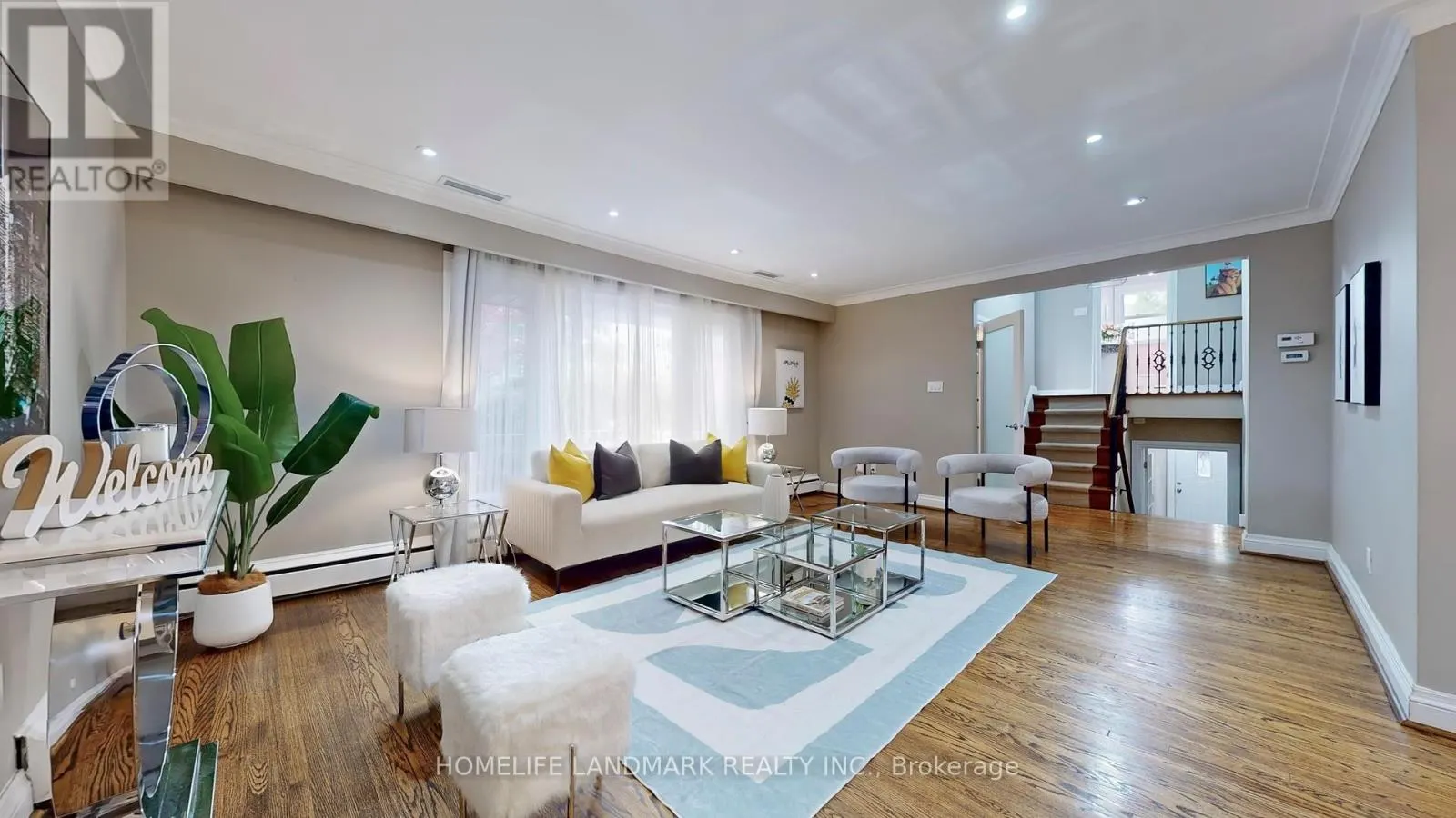 12 CAROUSEL COURT
