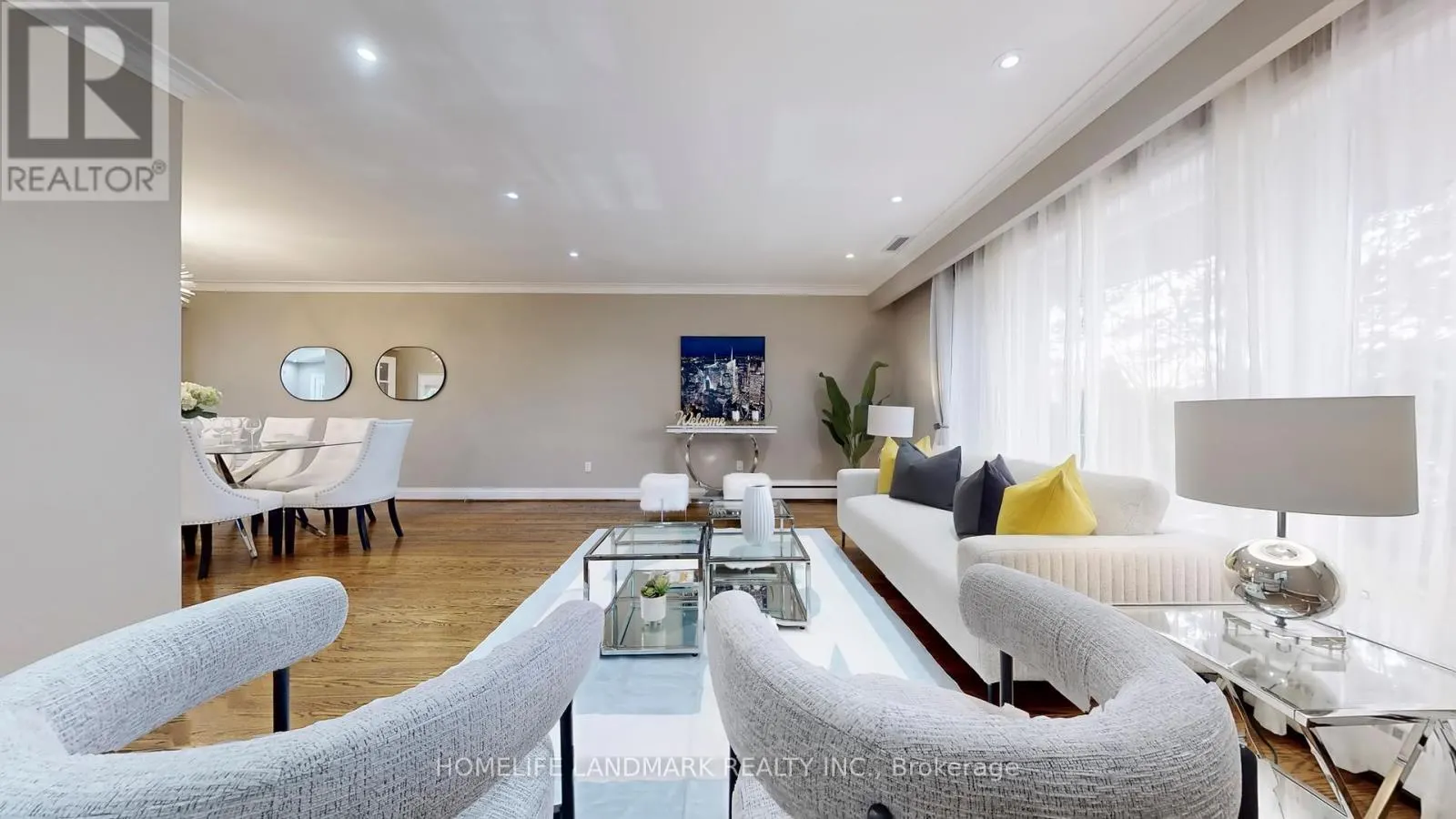 12 CAROUSEL COURT