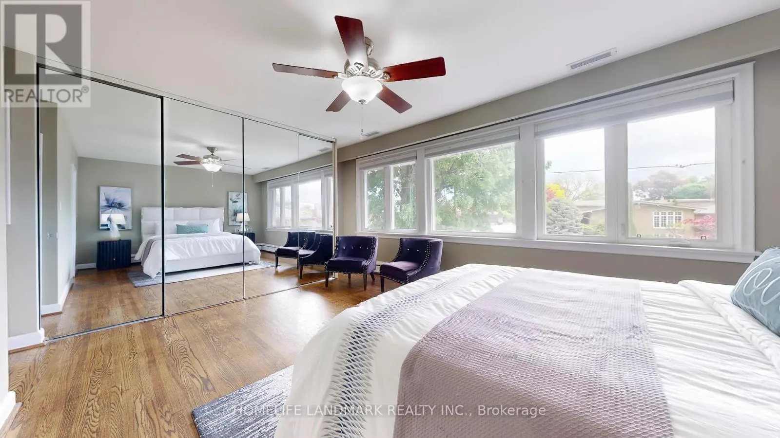 12 CAROUSEL COURT