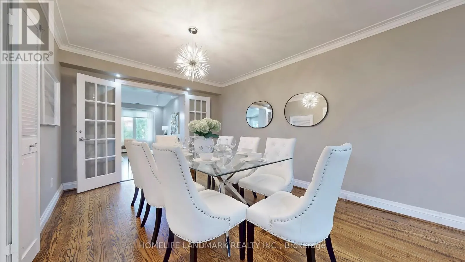 12 CAROUSEL COURT