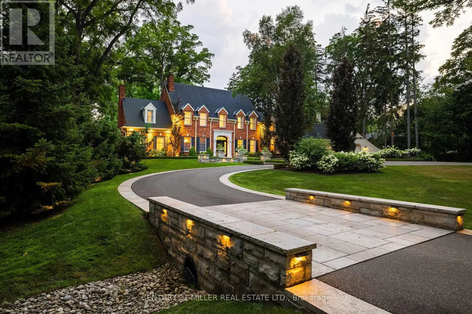 140 CHARTWELL ROAD