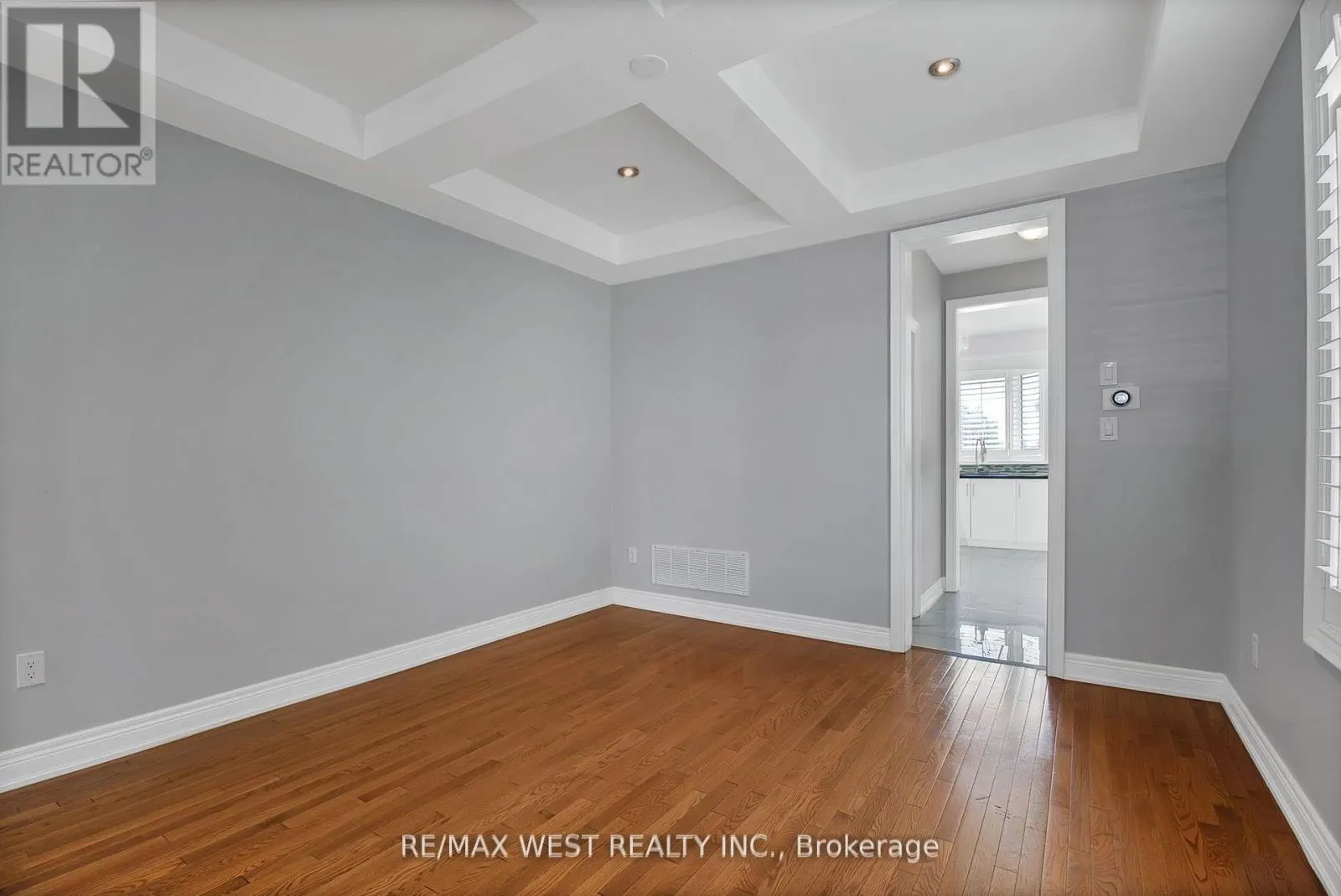 3 FALLOWFIELD ROAD