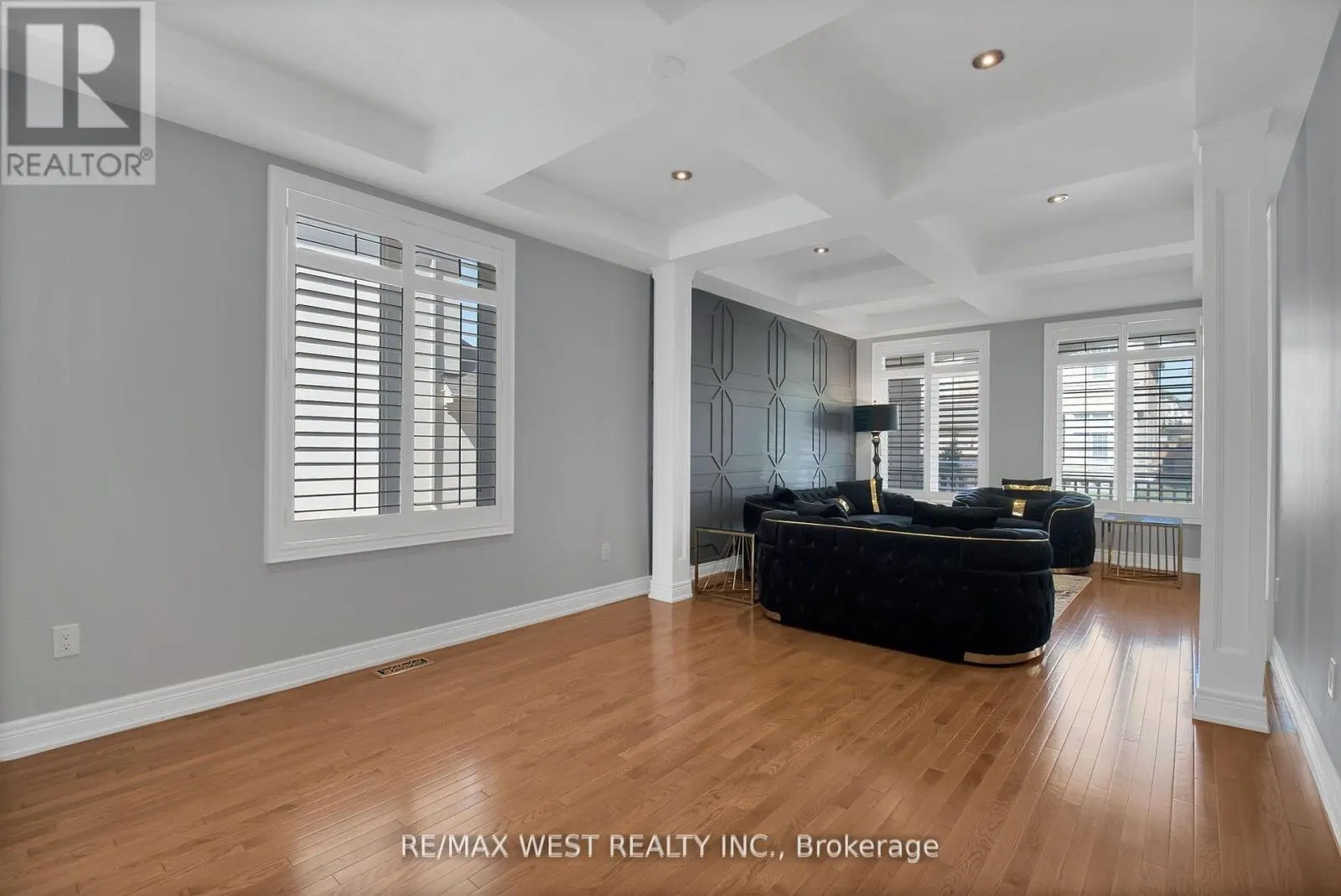 3 FALLOWFIELD ROAD