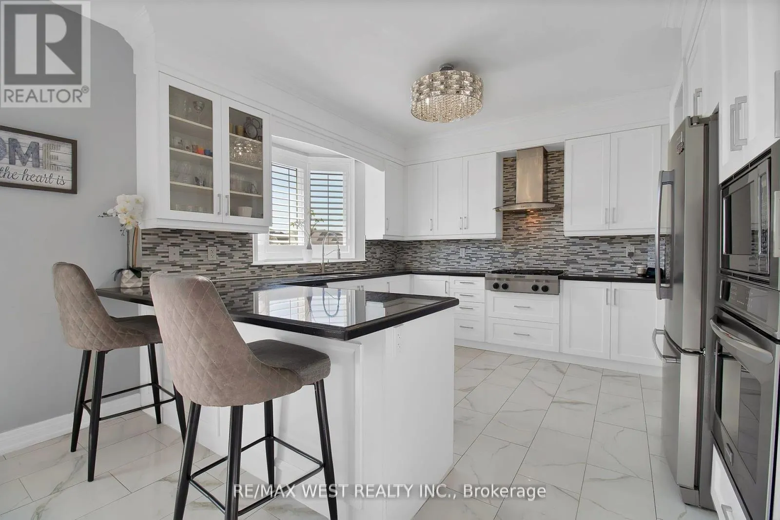 3 FALLOWFIELD ROAD