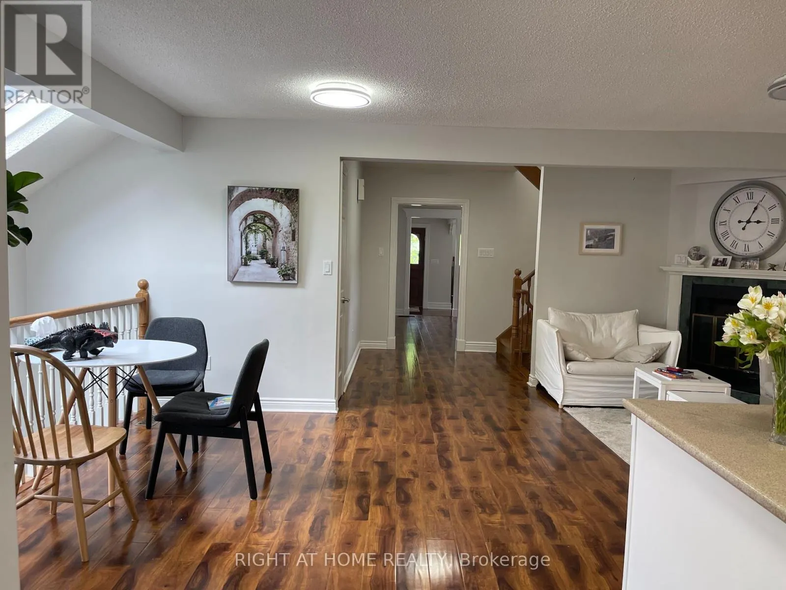 435 MAPLE AVENUE