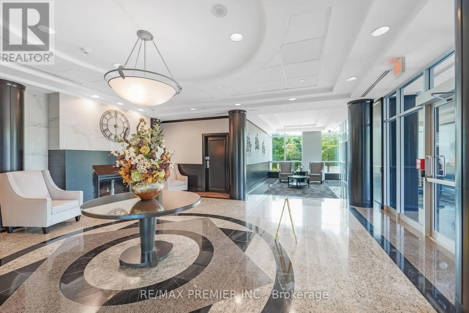 1403 ROYAL YORK ROAD