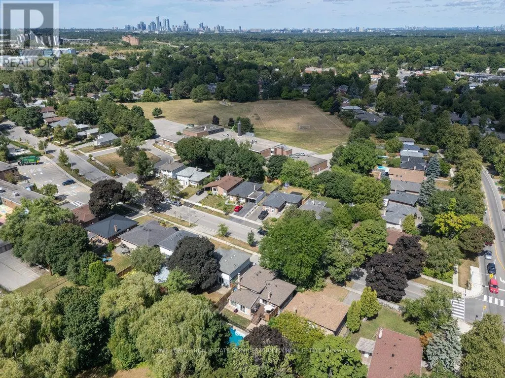1404 LEWISHAM DRIVE