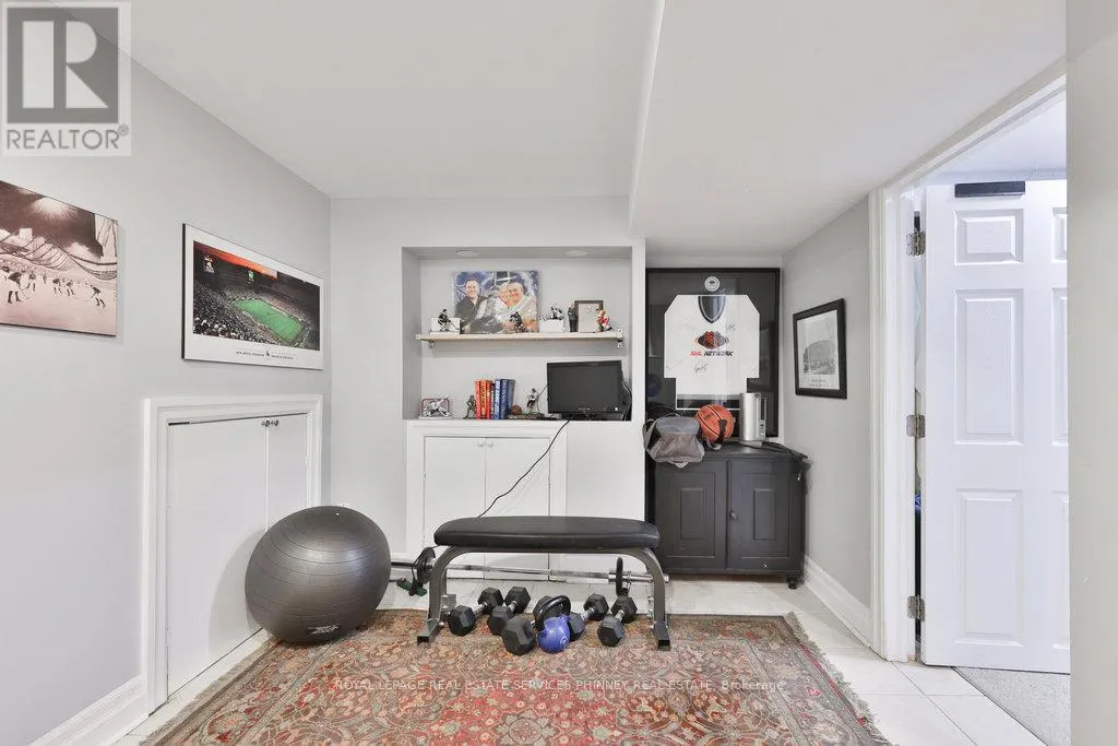 1404 LEWISHAM DRIVE