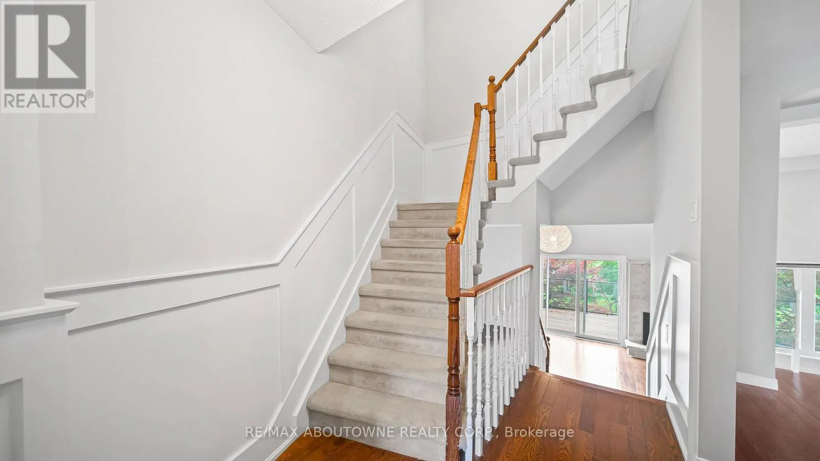 1228 CORNERBROOK PLACE