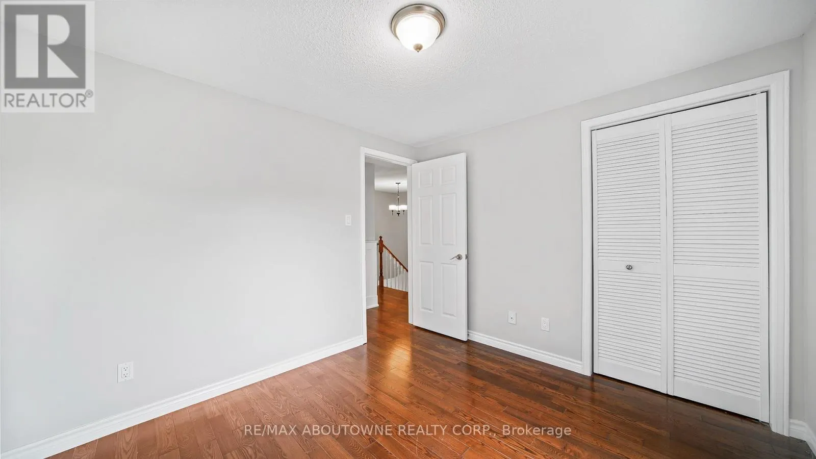 1228 CORNERBROOK PLACE