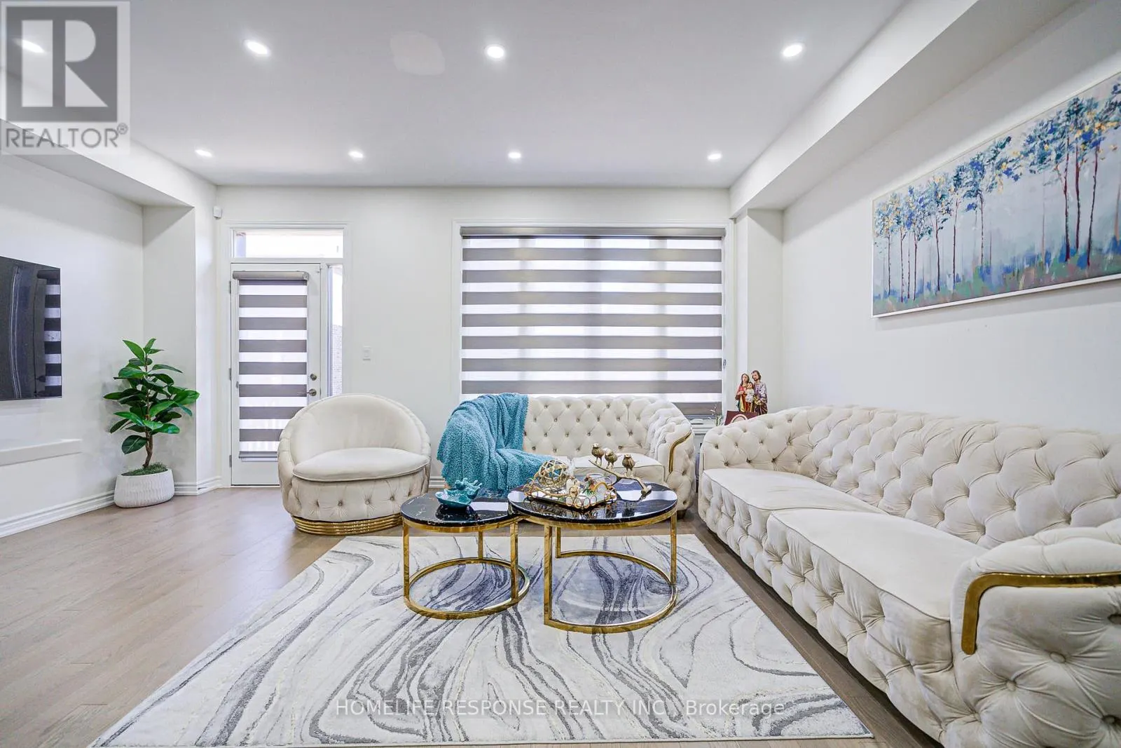 595 CELANDINE TERRACE