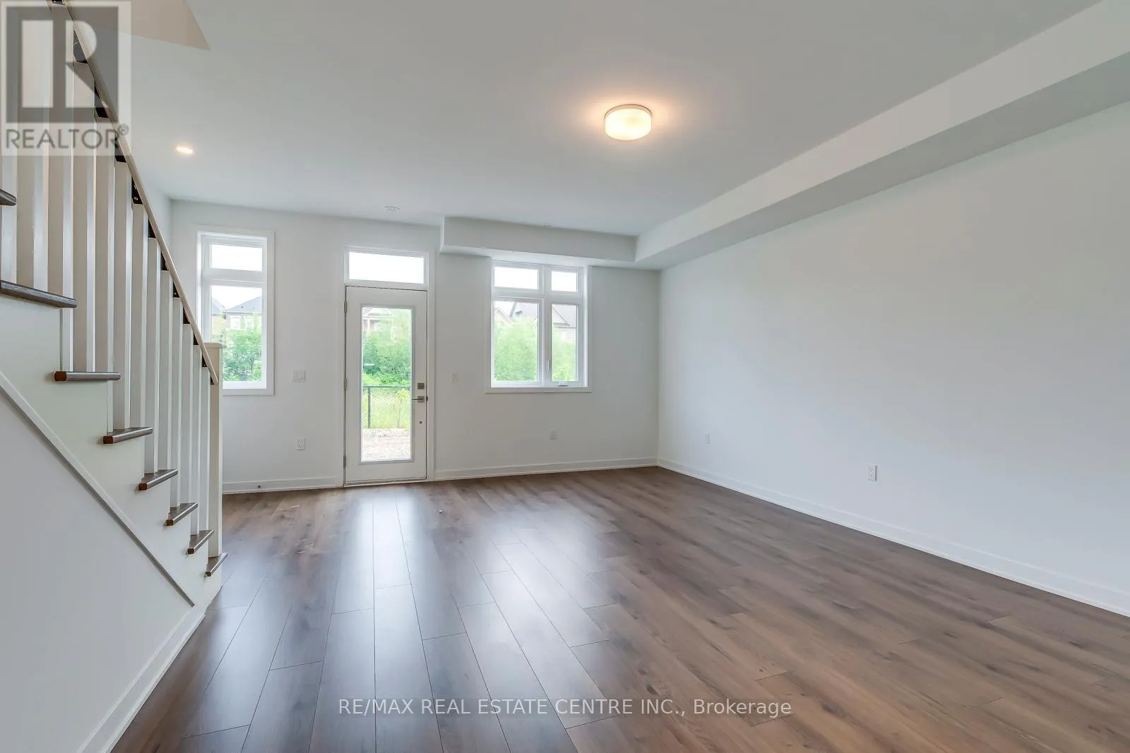 3049 TRAILSIDE DRIVE