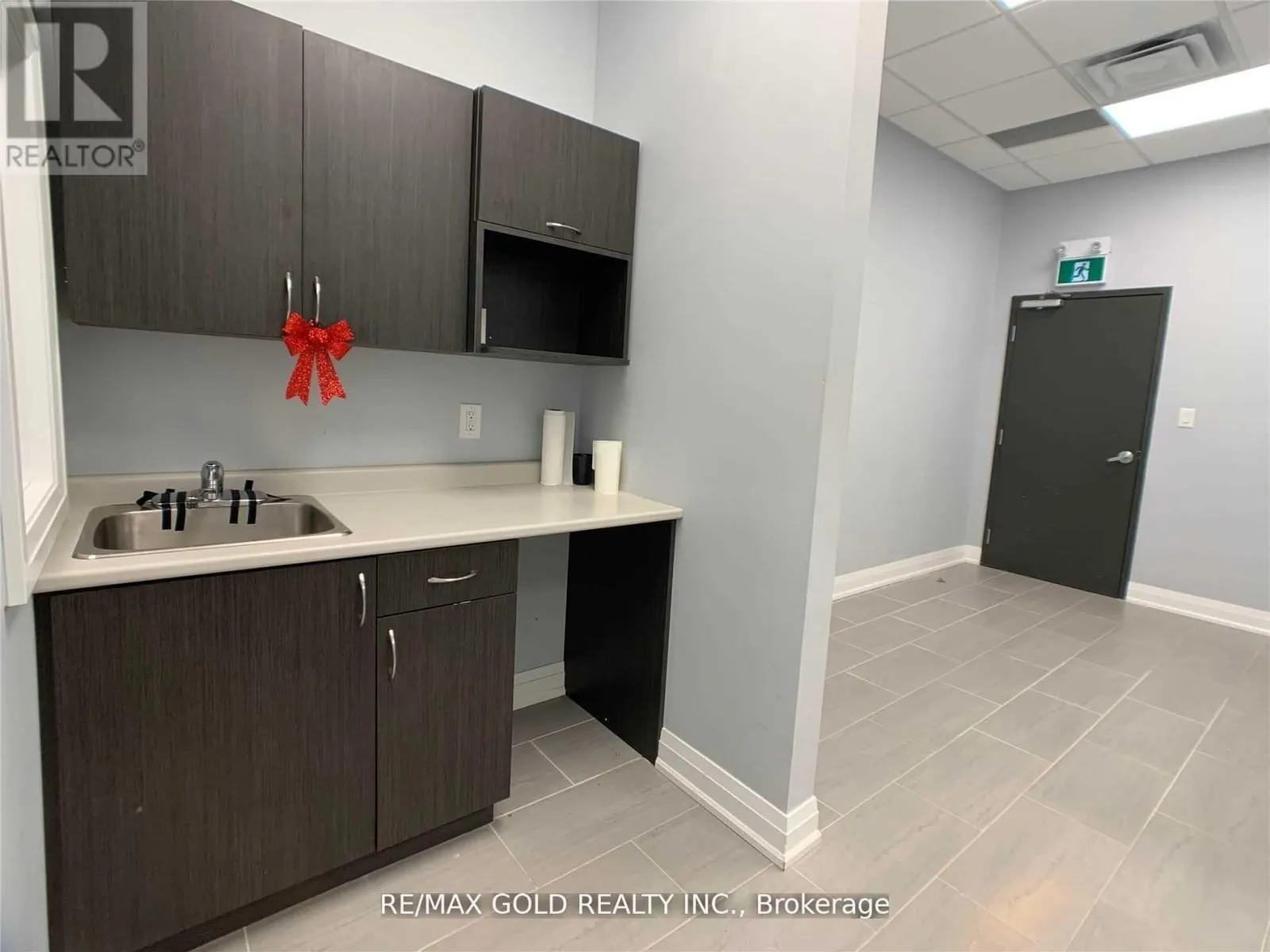 # 203 - 20 MARITIME ONTARIO BOULEVARD