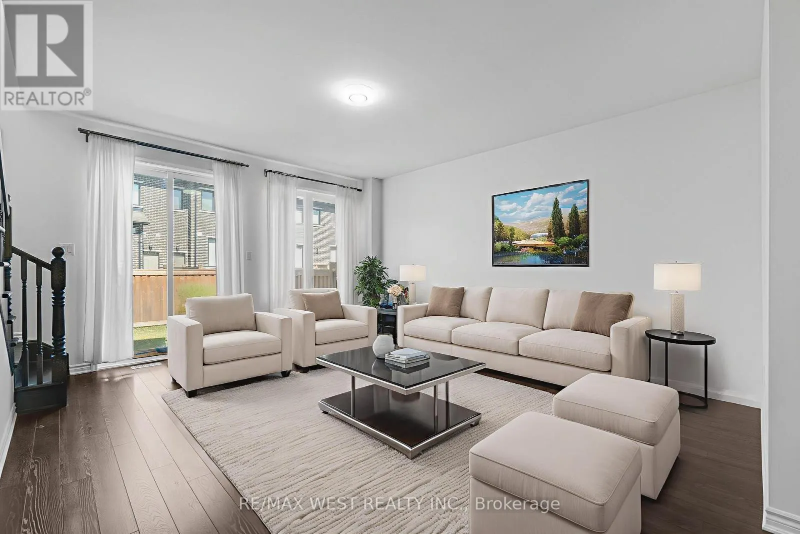 23 CIRCUS CRESCENT
